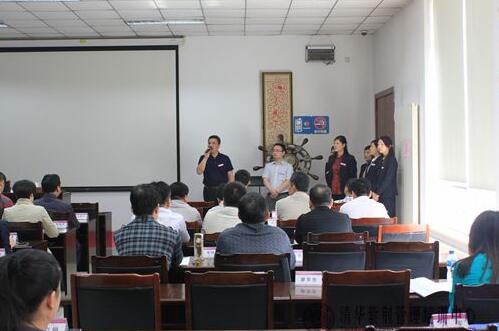 ���A��W(xu��)�ə�(qu��n)Ͷ�Y���ð�