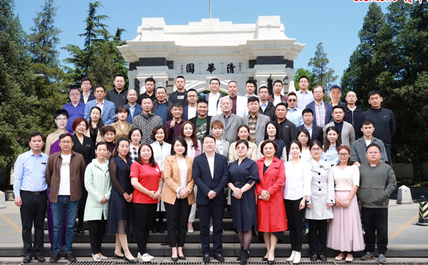 ���A��W(xu��)���ڿ��ð� �༉(j��)��Ӱ